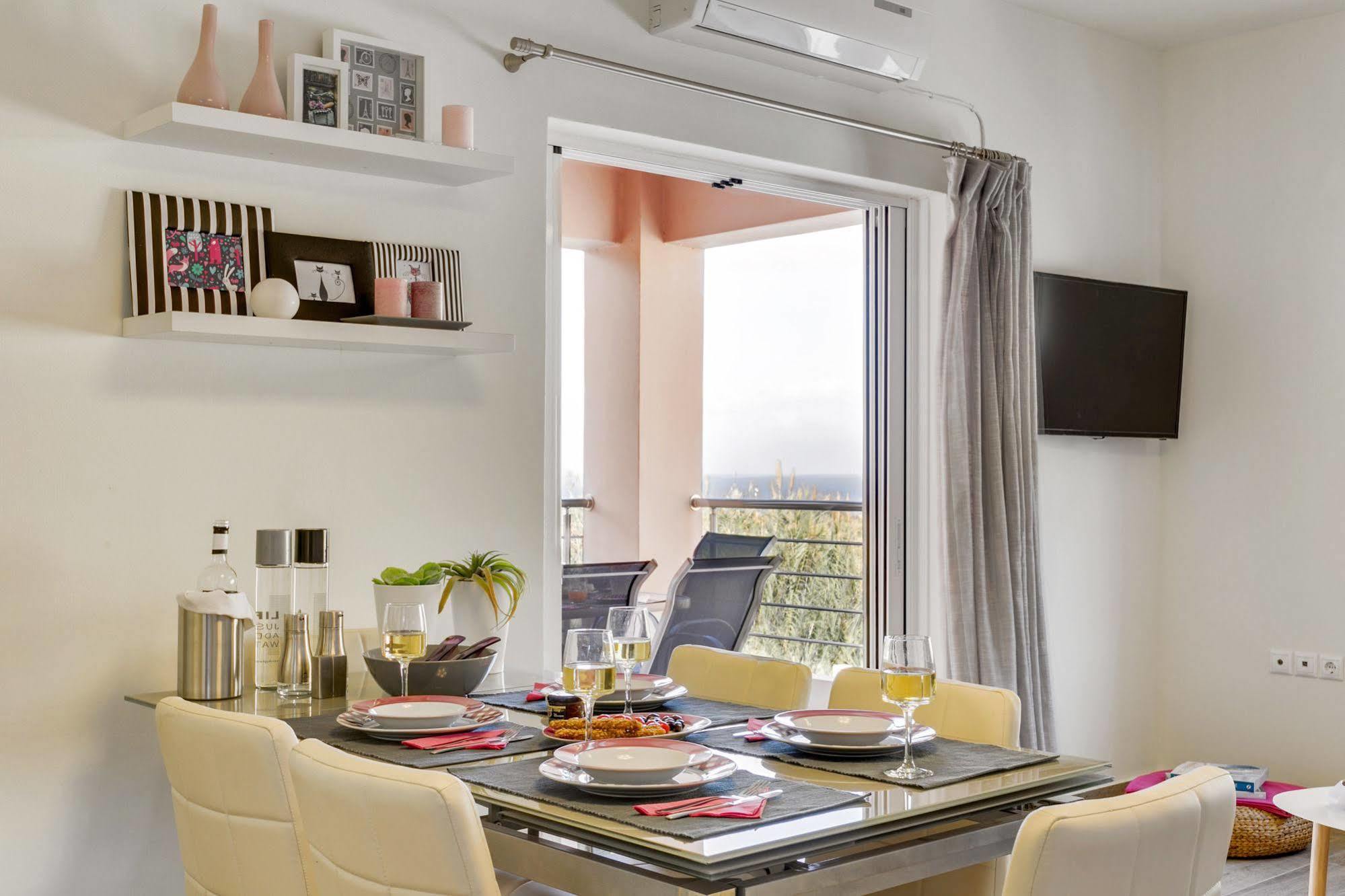 Cyan Icons Villas Tsivaras ภายนอก รูปภาพ