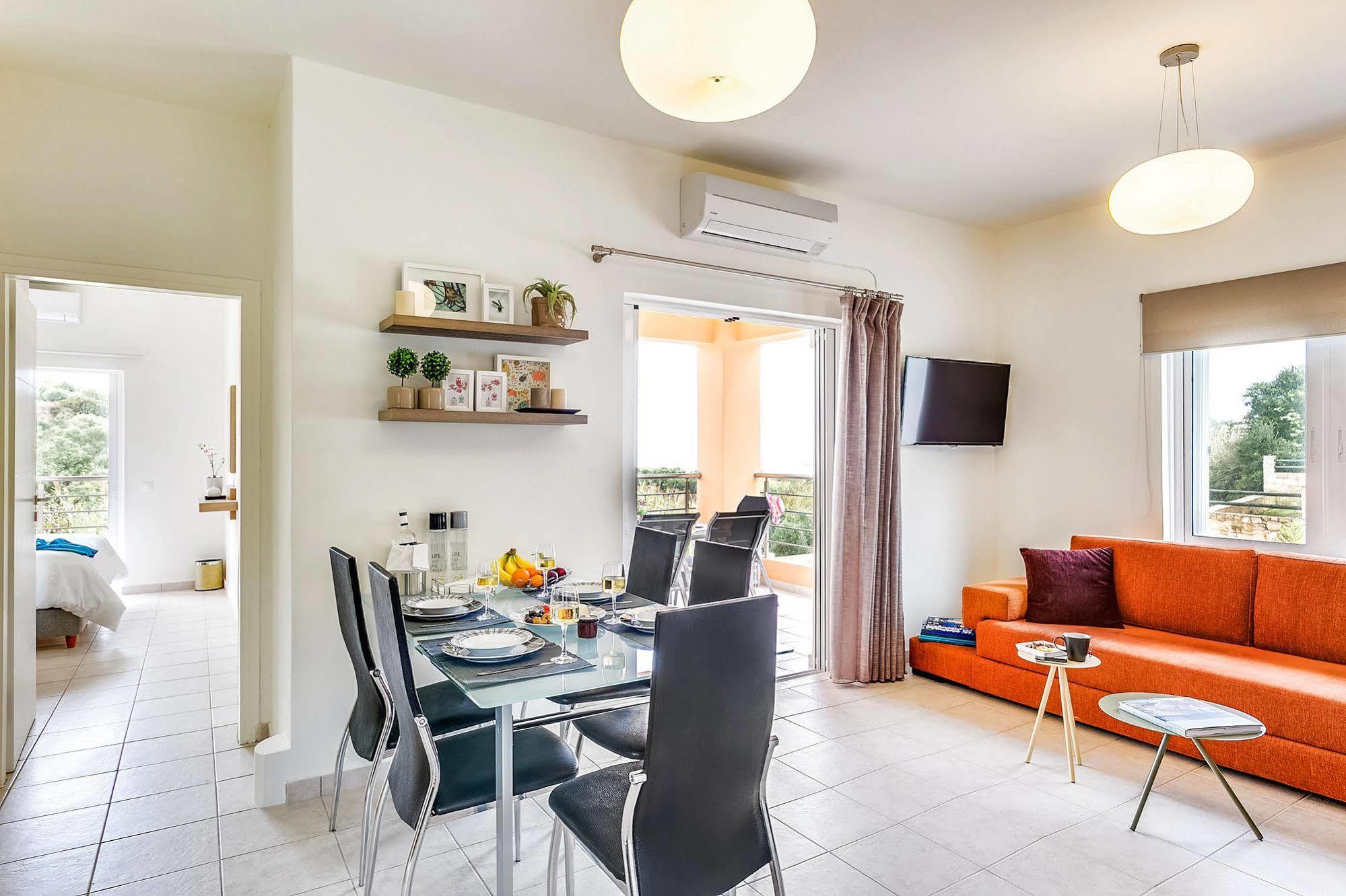 Cyan Icons Villas Tsivaras ภายนอก รูปภาพ