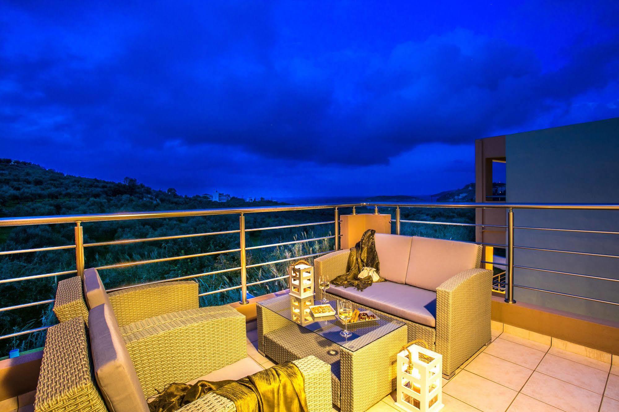 Cyan Icons Villas Tsivaras ภายนอก รูปภาพ