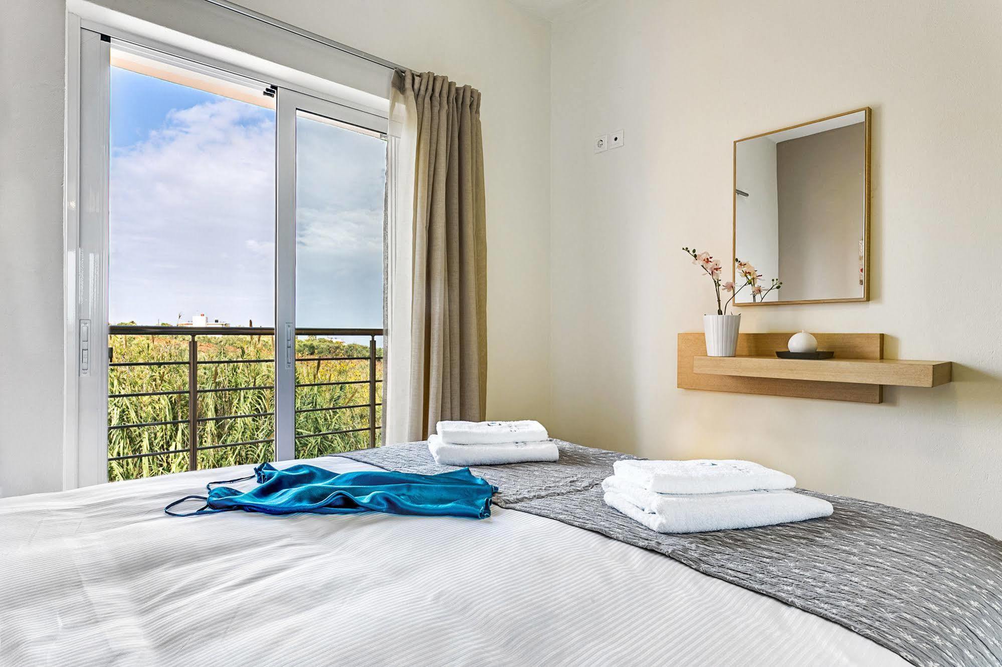 Cyan Icons Villas Tsivaras ภายนอก รูปภาพ